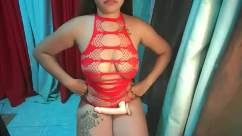 Snapshot of ur_truelyhot_trisha chatting on 03-05-26, 09:27 ur_truelyhot_trisha online show from 03-05-26, 09:27