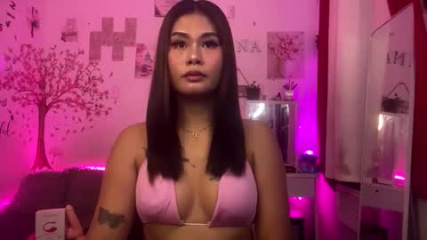 Snapshot of ur_ultimatedreamgirlxoxo chatting on 06-03-26, 06:35 HelloIm Girly online show from 06-03-26, 06:35