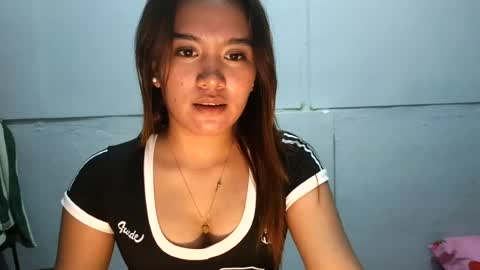 Snapshot of ur_wetwife chatting on 07-29-26, 12:47 ur_wetwife online show from 07-29-26, 12:47