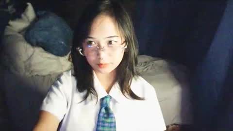 Snapshot of urasian_baby chatting on 09-29-25, 10:20 urasian_baby online show from 09-29-25, 10:20