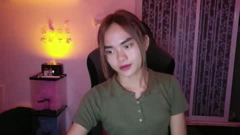 urasian_crisa online show from 10-14-25, 07:09