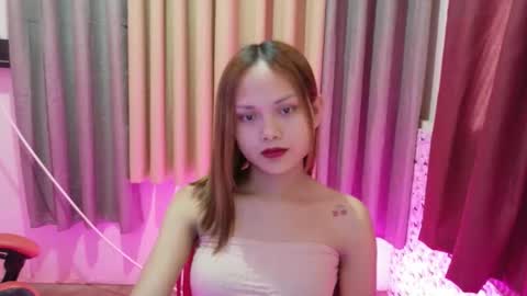 urasian_crisa online show from 12-19-25, 08:10