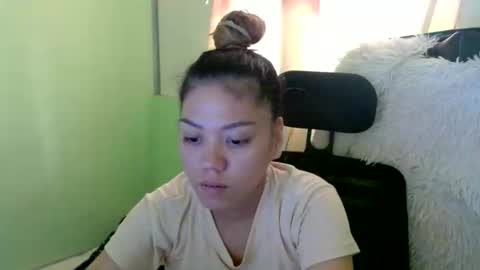 urasian_joy online show from 12-18-25, 05:24