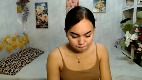 Snapshot of urasian_kat chatting on 06-06-26, 06:34 urasian_kat online show from 06-06-26, 06:34
