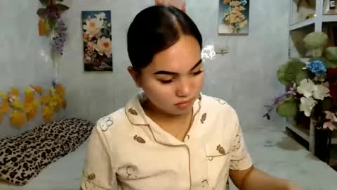 Snapshot of urasian_kat chatting on 06-07-26, 11:08 urasian_kat online show from 06-07-26, 11:08