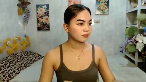 Snapshot of urasian_kat chatting on 06-08-26, 07:53 urasian_kat online show from 06-08-26, 07:53
