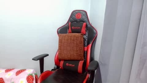 Kentoy online show from 10-24-25, 01:57