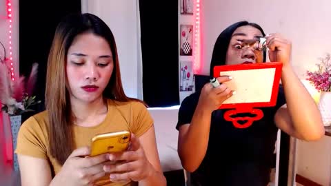 Olivia online show from 02-15-25, 06:33