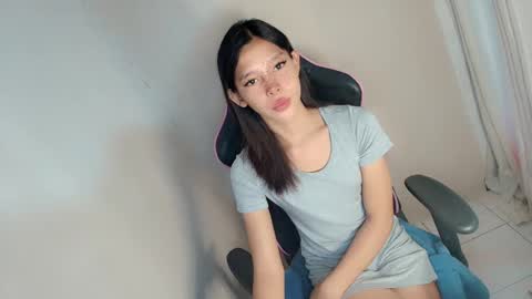 Snapshot of urasian_prettyjane chatting on 05-25-26, 03:01 Jane online show from 05-25-26, 03:01
