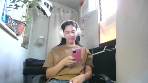 Erika online show from 04-09-26, 02:22