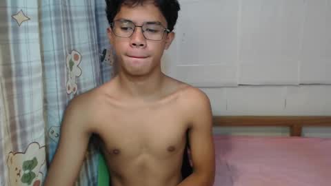Snapshot of urbbyjosh chatting on 01-11-25, 07:06 joshua online show from 01-11-25, 07:06