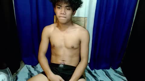 Snapshot of urboyvenz chatting on 03-16-26, 04:44 urboyvenz online show from 03-16-26, 04:44