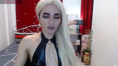 KENDALL online show from 03-04-25, 03:26