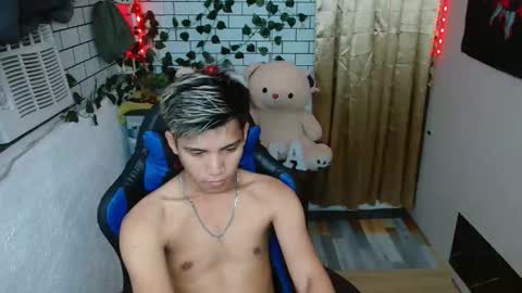ASIANBBYBOY online show from 11-21-25, 04:27
