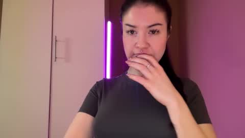 Margo online show from 10-14-25, 05:52