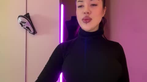 Margo online show from 10-26-25, 07:58