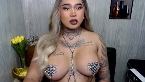 Maxxie online show from 06-30-26, 11:11
