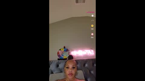 urfaveriri online show from 12-04-25, 11:41