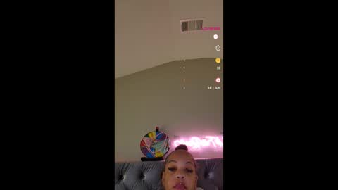 urfaveriri online show from 12-05-25, 10:24