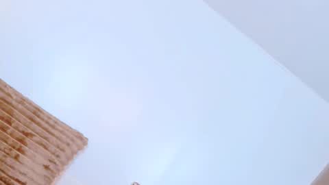 Snapshot of urfavevivian chatting on 11-30-25, 11:58 Vivi online show from 11-30-25, 11:58