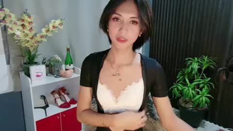 Rianne online show from 01-14-26, 05:40