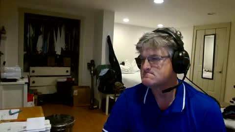 Gregor online show from 10-15-25, 02:33