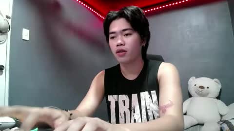 Snapshot of urfuckinghighness chatting on 10-26-25, 04:29 ask me online show from 10-26-25, 04:29