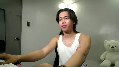 Snapshot of urfuckinghighness chatting on 03-07-26, 11:13 ask me online show from 03-07-26, 11:13