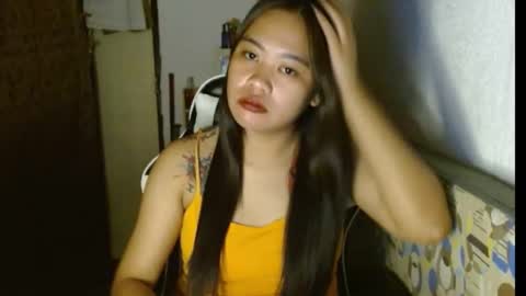 Snapshot of urfynestasian chatting on 12-21-24, 02:15 urfynestasian online show from 12-21-24, 02:15