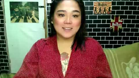 Snapshot of urgirl_dimple chatting on 12-22-25, 02:36 Dimple online show from 12-22-25, 02:36