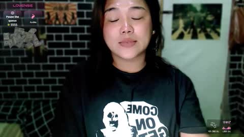 Snapshot of urgirl_dimple chatting on 01-18-26, 11:25 Dimple online show from 01-18-26, 11:25