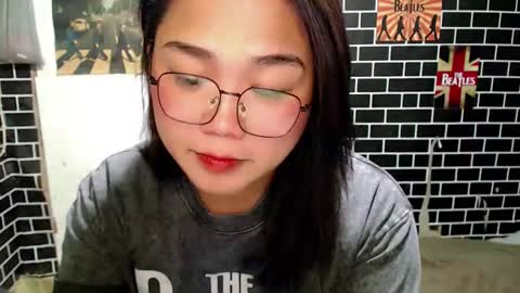 Snapshot of urgirl_dimple chatting on 03-12-26, 08:09 Dimple online show from 03-12-26, 08:09