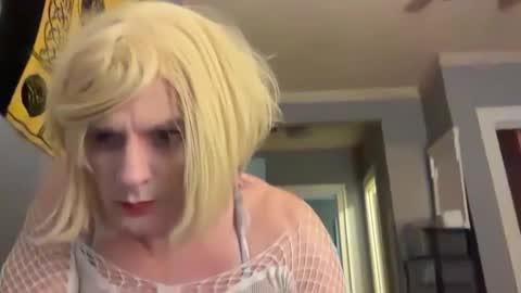 Snapshot of urgrlkandalee chatting on 09-29-25, 05:34 urgrlkandalee online show from 09-29-25, 05:34