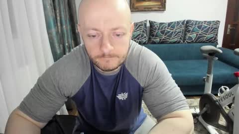 UrGymCrush online show from 02-14-25, 10:36