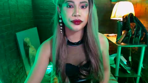 queen norelle online show from 02-07-25, 10:41