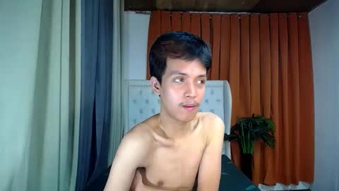 Snapshot of urhot_johny chatting on 04-19-26, 06:32 urhot_johny online show from 04-19-26, 06:32