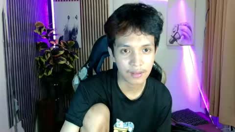 Snapshot of urhot_johny chatting on 04-27-26, 02:53 urhot_johny online show from 04-27-26, 02:53