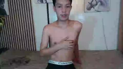 Snapshot of urhot_johny chatting on 05-25-26, 03:12 urhot_johny online show from 05-25-26, 03:12