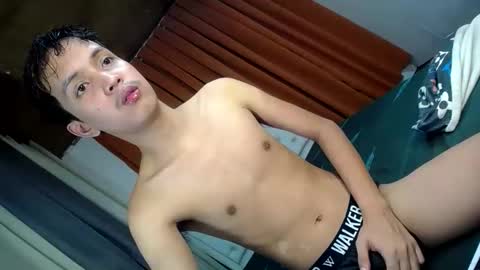 Snapshot of urhot_johny chatting on 06-08-26, 10:37 urhot_johny online show from 06-08-26, 10:37