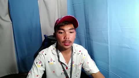 Snapshot of urhot_kharlxoxo chatting on 12-18-25, 12:44 john carlo online show from 12-18-25, 12:44