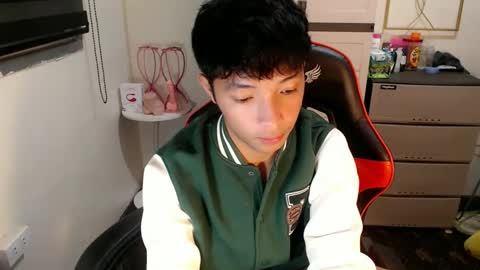 Ethan online show from 04-29-26, 05:52