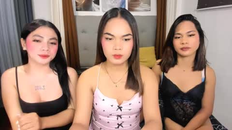 urhotgirl_sexyariela online show from 04-12-26, 06:35
