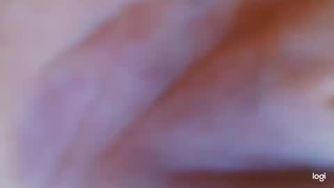 Kendall online show from 12-21-25, 04:19