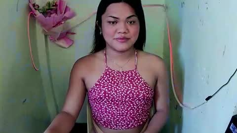 urhottie_bella online show from 10-20-25, 04:35