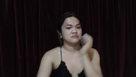 urhottie_bella online show from 04-26-26, 09:12