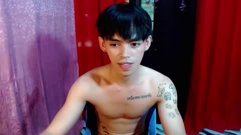 Snapshot of urhunky_boy chatting on 05-25-26, 03:34 urhunky_boy online show from 05-25-26, 03:34