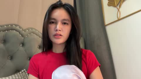 Amira online show from 01-08-26, 02:47