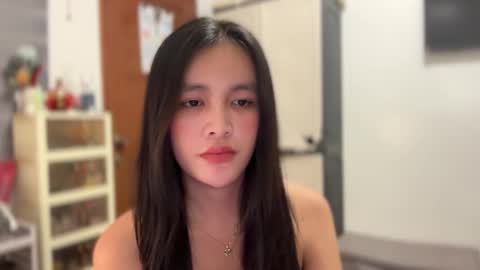 Amira online show from 03-11-26, 02:28