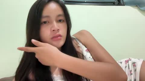 Snapshot of urkatiecookie chatting on 05-14-26, 09:54 Amira online show from 05-14-26, 09:54