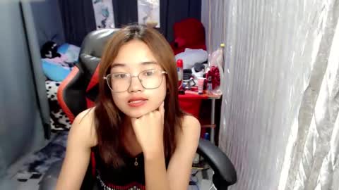 urlovelychinita online show from 01-12-25, 02:52